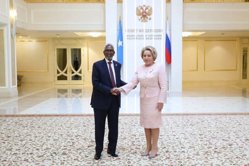 رئيس مجلس الشيوخ الصومالي يشكر روسيا على شطب ديون بلاده