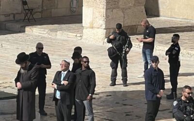 بن_غفير يقتحم المسجد الأقصى و جيش الإحتلال ينفذ حملة اعتقالات في الضفة