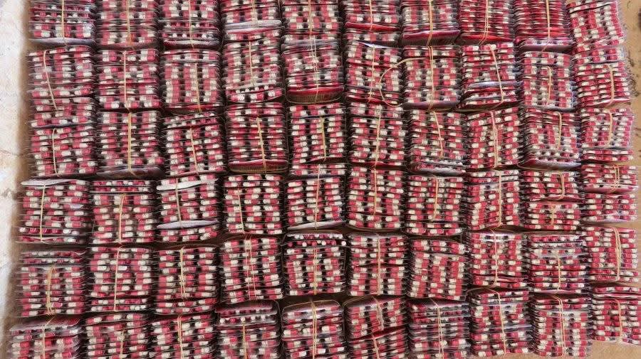 كتيبة الحماية بمنفذ الوديعة تعلن ضبط مليون قرص مخدر كانت في طريقها من صنعاء إلى السعودية