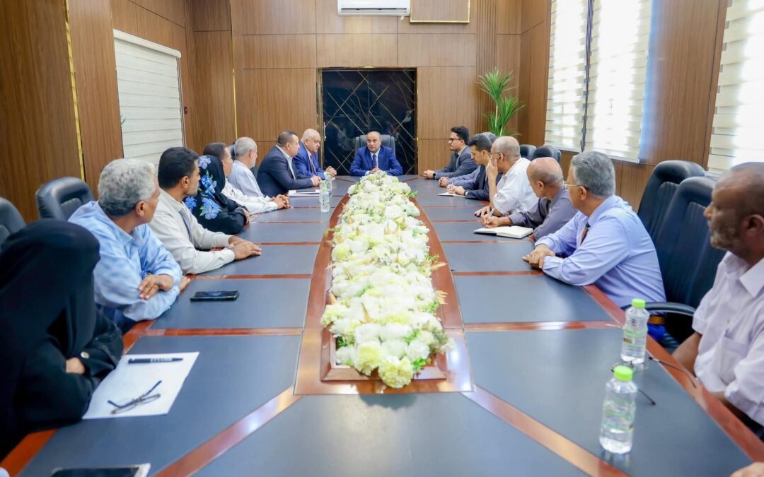 في أول زيارة ميدانية له بعد التعيين.. رئيس الوزراء يوجه بسرعة إطلاق العلاوات والتسويات خلال زيارته لوزارة الخدمة المدنية