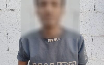 أمن العاصمة عدن يلقي القبض على متهم بجرائم سرقة بالمنصورة