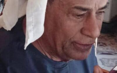 قائد محور يافع  يعزي بوفاة شيخ مشائخ آل حنش الشيخ ناصر عبدالله سالم العطافي الحنشي الكلدي