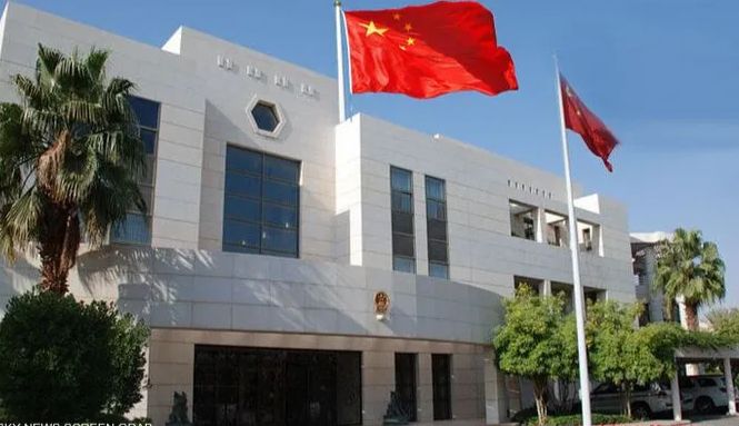 الصين تدعو مواطنيها إلى مغادرة إيران في أسرع وقت