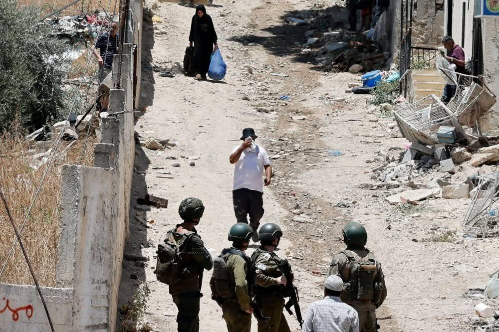 إسرائيل تشرد 40 ألف فلسطيني من مخيمي جنين وطولكرم