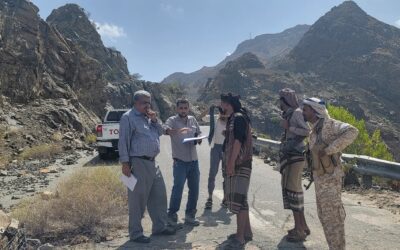 مهندسين من شركة الخضيري ومدير مكتب الأشغال العامة يصلون ثره