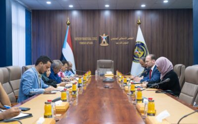 الهيئة الاقتصادية والخدمية تبحث مع كبير المستشارين الاقتصاديين للمبعوث الأممي تداعيات الانهيار الاقتصادي وسبل المعالجة