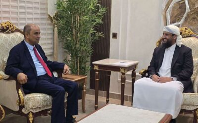 المحرمي يبحث مع رئيس الوزراء الأوضاع الاقتصادية وتحسين الخدمات
