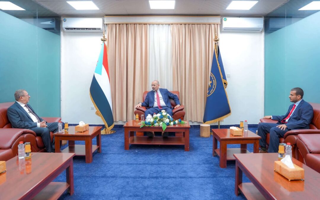 الرئيس الزُبيدي يؤكد دعمه الكامل لجهود إصلاح وتفعيل المنظومة القضائية.