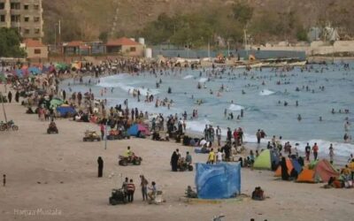 مأساة على شاطئ جولدمور.. غرق 7 شبان من الممدارة أثناء السباحة في بحر عدن
