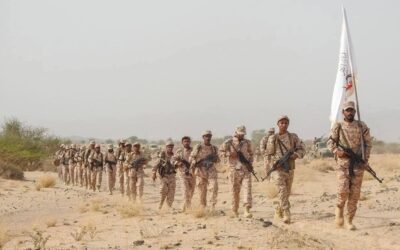 قوات العمالقة الجنوبية تنفذ مسيرًا عسكريًًا لتعزيز استعدادها القتالي