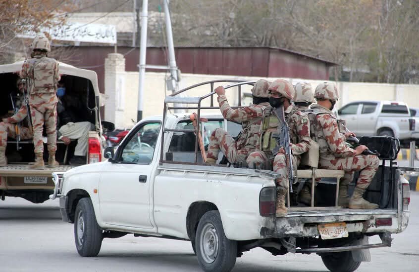 باكستان : مقتل 33 مسلحا في اشتباك على الحدود مع أفغانستان