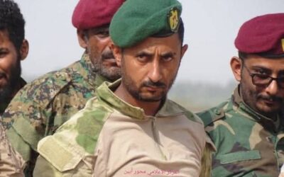 قائد محور يافع وقائد اللواء الثالث مشاة يعزي الشيخ علي بن حلموس في وفاة والدته