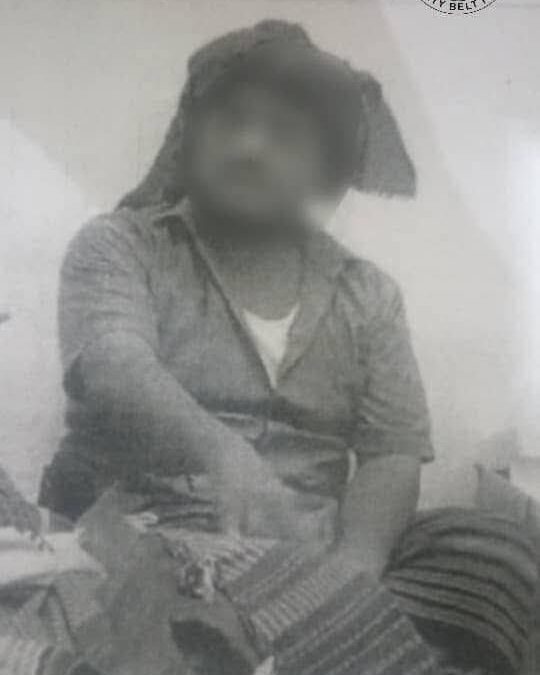 قوات الحزام الامني تلقي القبض على مطلوب قضائياً وتسلمه للجهات المختصة