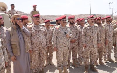 وزير الدفاع يتفقد وحدات محور الرزامات بصعدة
