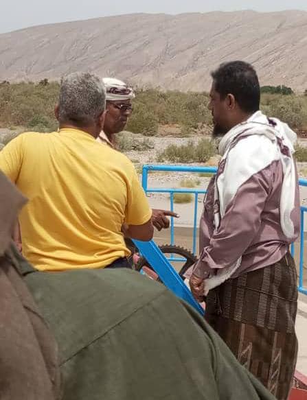 مدير عام خنفر ومدير عام وحدة الري أبين ومدير مكتب الزراعة خنفر  يتفقدون قنوات الري بالمديرية
