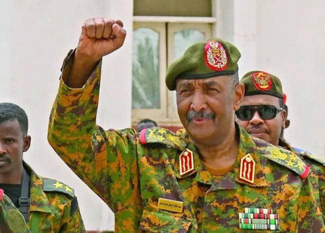 البرهان: المتمردون دمروا السودان ولا قابلية للتعايش معهم مستقبلا