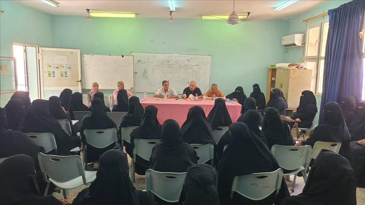 مدير الصحة بالعاصمة عدن يدعو لتكثيف الجهود لإنجاح حملة التحصين ضد شلل الأطفال