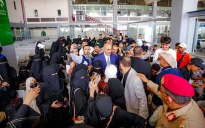 ضمن استراتيجية بناء جيل متسلح بالعلم.. 100 طالب وطالبة يبتعثهم المجلس الانتقالي للدراسة في الخارج بدعم من دولة الإمارات