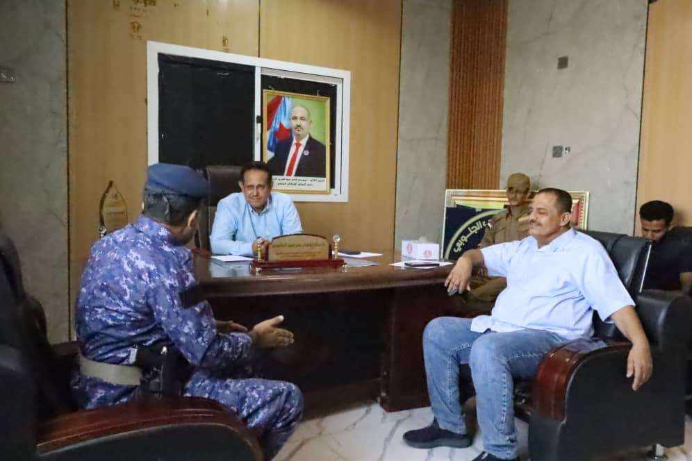 رئيس انتقالي لحج يطلع على جهود شرطة النجدة بالمحافظة