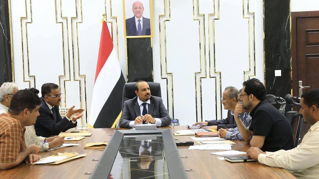المحافظ بن ماضي يطلع على التحضيرات الجارية لعقد مؤتمر إطلاق خطة التنمية الاقتصادية والاجتماعية لمحافظة حضرموت 2025 – 2029
