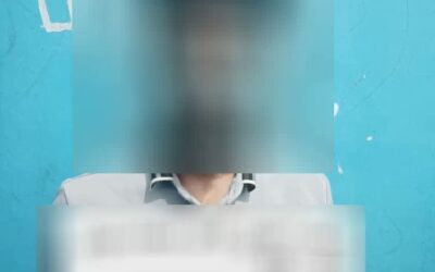 أمن العاصمة عدن يلقي القبض على شخص حاول قتل جاره طعناً بالخنجر.