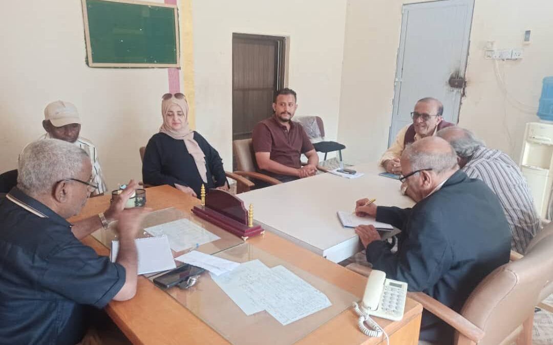فريق التوجيه والرقابة الرئاسي يزور المعهد الصحي بجعار ومعهد التدريب المهني بالكود