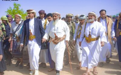 المحافظ بن الوزير ينهي قضية قبلية كبرى ويخمد فتنة بين قبائل خليفة وعبيدة في مأرب.