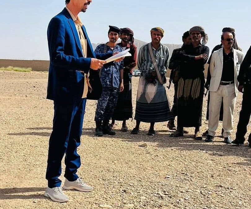 النيابة العامة وشرطة شبوة ينفذان حكم القصاص الشرعي بحق مدانين في قضايا قتل تنفيذاً للقانون وتعزيزاً للعدالة .