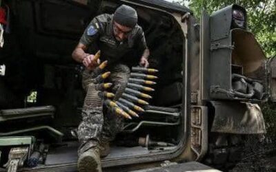 روسيا تتهم بريطانيا بسرقة أصولها المجمدة لشراء أسلحة لأوكرانيا