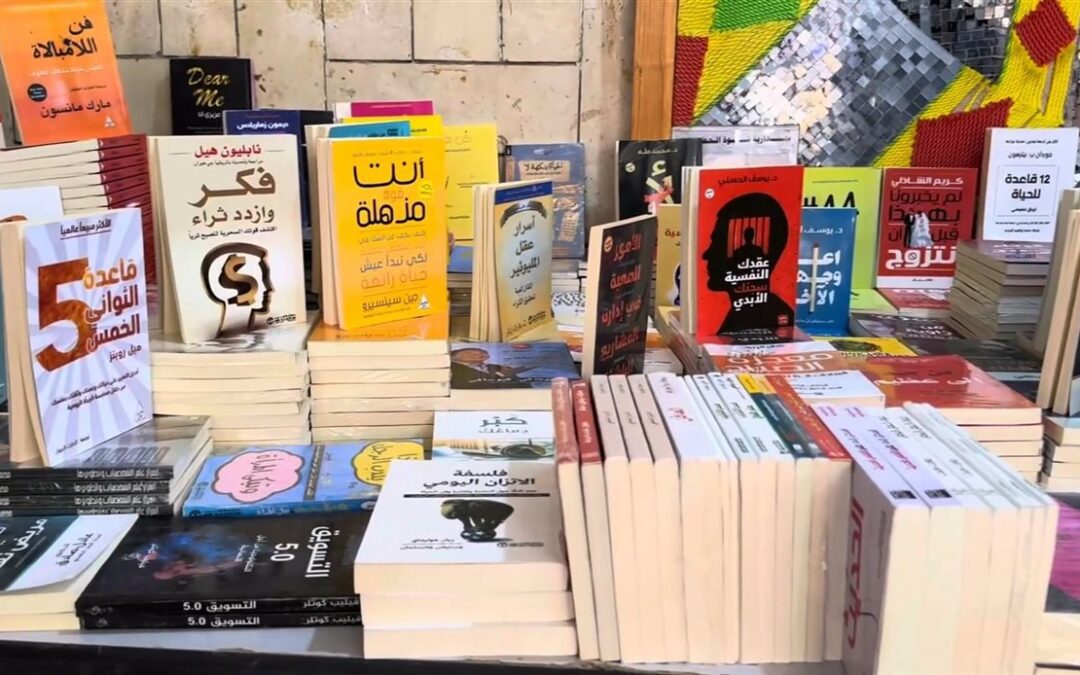 تواصل فعاليات معرض شبوة للكتاب بمدينة عتق