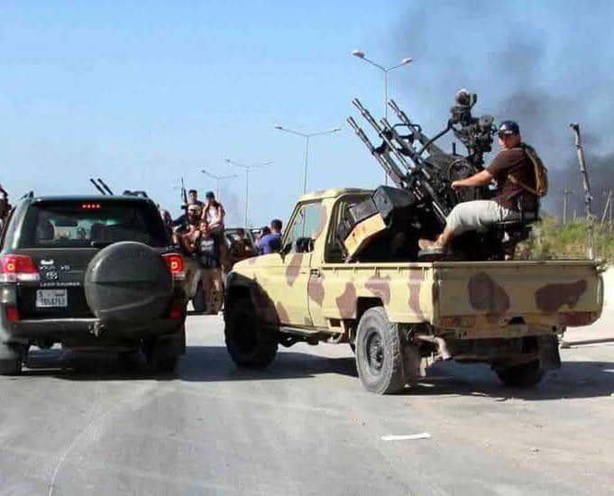 ليبيا: إشتباكات عنيفة بالزاوية تهدد المرافق الحيوية