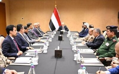 اللجنة الخماسية الدولية تشترط إصلاحاً واسعاً.. تغييرات مرتقبة في الحكومة ومحافظات رئيسية باليمن