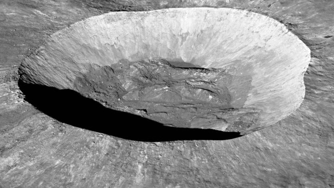 خطر خفي على سطح القمر.. هل تستعد ناسا لكارثة محتملة؟