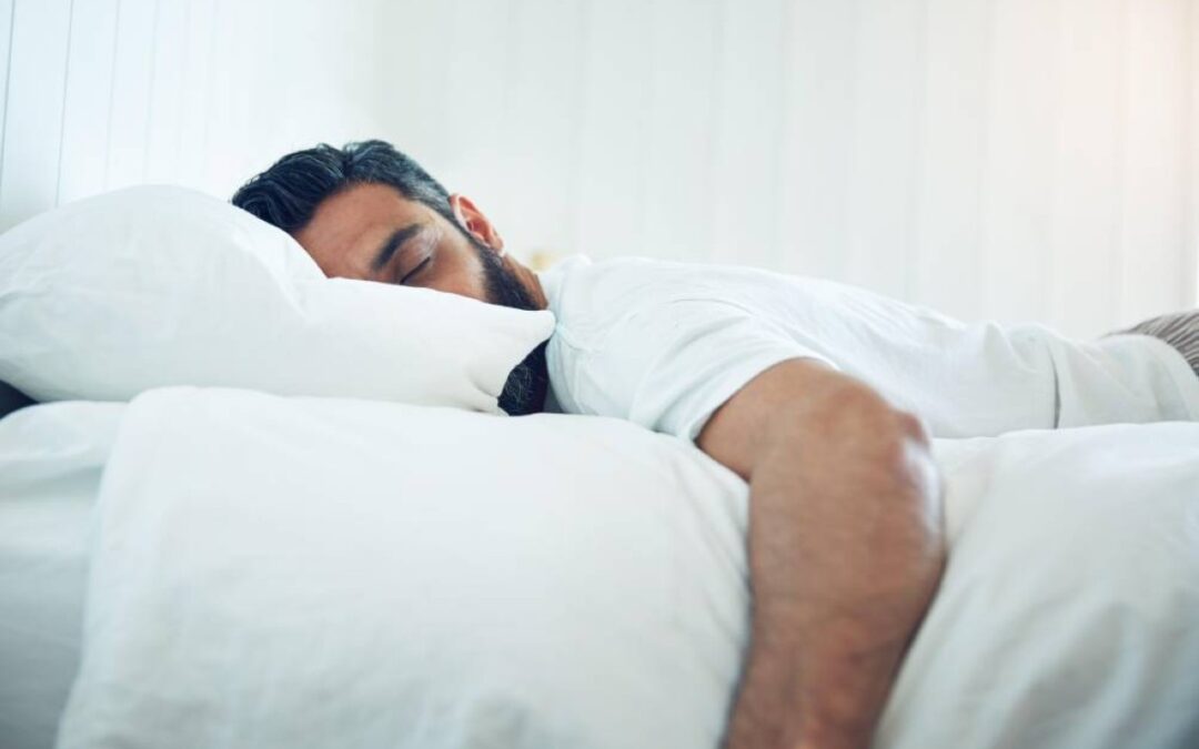 ليس 8 ساعات نوم .. العلماء يكشفون الرقم المثالي لصحتك