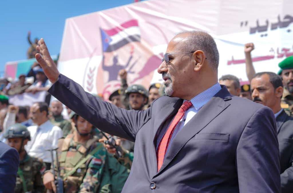 الرئيس الزُبيدي يشهد المهرجان الجماهيري الحاشد في الضالع بمناسبة الذكرى الـ62 لثورة 14 أكتوبر المجيدة