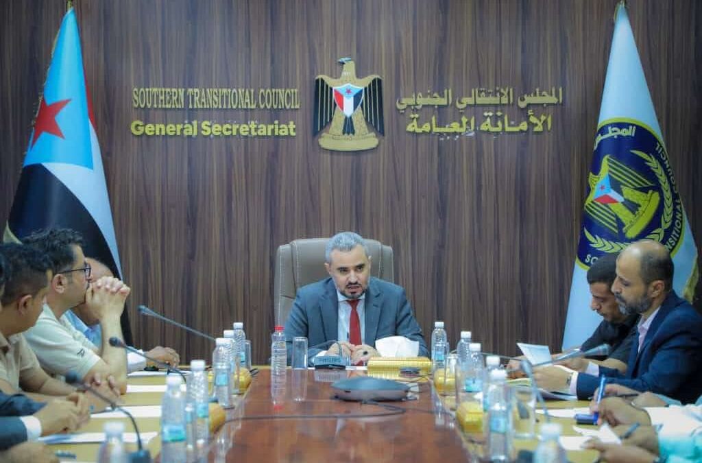 هيئة الإعلام والثقافة تناقش التحضيرات النهائية للخطة الإعلامية لتغطية فعاليات الذكرى 62 لثورة 14 أكتوبر المجيدة
