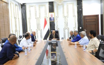 محافظ حضرموت يبحث مع المدير العام للمؤسسة العامة للكهرباء بالجمهورية سُبل تحسين الخدمة ومعالجة اختناقات التوليد في الساحل والوادي