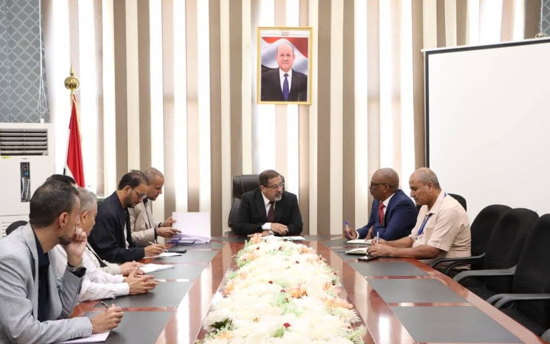 وزير العدل يبحث مع ممثل مفوضية حقوق الإنسان تعزيز التعاون المشترك