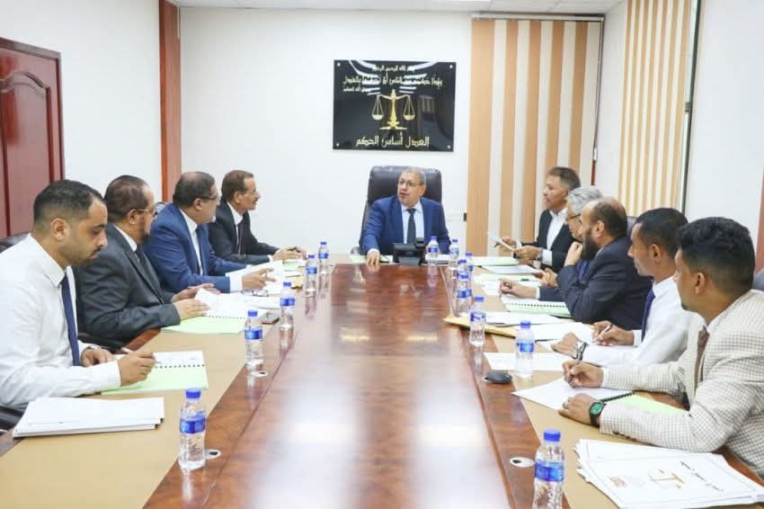 مجلس القضاء الأعلى يقرّ تعيينات قضائية جديدة لتعزيز أداء المحاكم في عدن وحضرموت