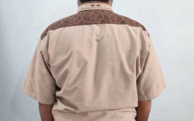 شرطة الآداب بشبوة تضبط إمامًا وخطيبًا في عتق بتهمة ابتزاز قاصر والاستيلاء على أكثر من 40 مليون ريال