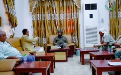 الوالي يبحث مع قيادات أبين سبل إنهاء الجباية العشوائية ووقف ابتزاز المواطنين