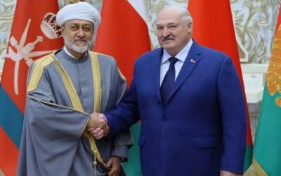 سلطنة عمان وبيلاروسيا توقعان اتفاقيات تعاون شاملة وتسهيلات سفر متبادلة