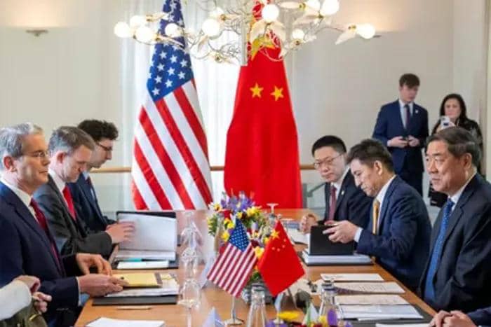 واشنطن وبكين تتوصلان إلى توافق أولي في محادثات التجارة بماليزيا