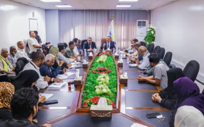 وزير النقل يتفقد سير العمل بمطار عدن الدولي ويعقد اجتماعاً موسعاً لقياداته الإدارية والفنية والأمنية