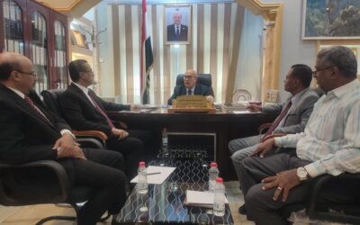 الوزير الأغبري يناقش خطة أولويات الإصلاحات الاقتصادية الشاملة للسلطات المحلية