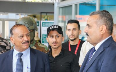 وزير النقل يتفقد سير العمل بمطار عدن الدولي ويعقد اجتماعاً موسعاً لقياداته الادارية والفنية والأمنية