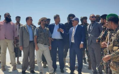 نائب وزير الصناعة والتجارة يزور سد حسان الاستراتيجي في أبين برفقة محافظ المحافظة لمتابعة مشاريع التنمية المستدامة