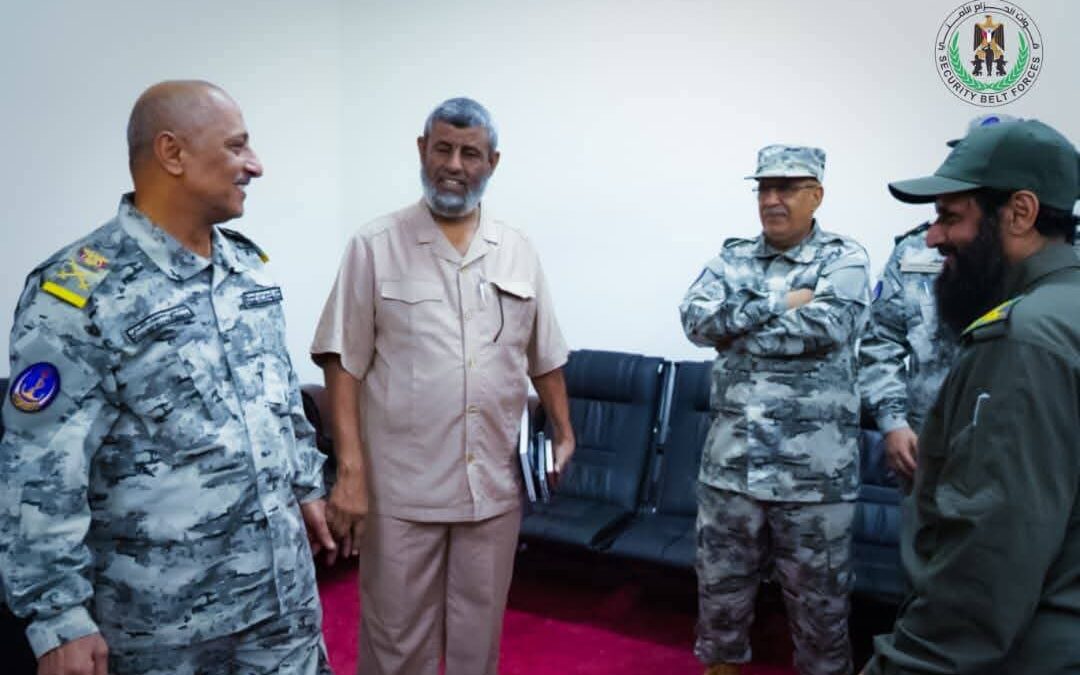 العميد الوالي يلتقي رئيس مصلحة خفر السواحل لتعزيز التنسيق الأمني لحماية السواحل ومكافحة التهريب