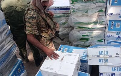 قوات الحزام الأمني بلحج تضبط مخازن لبيع وتوزيع مواد مهربة في منطقتي اللحوم والرباط