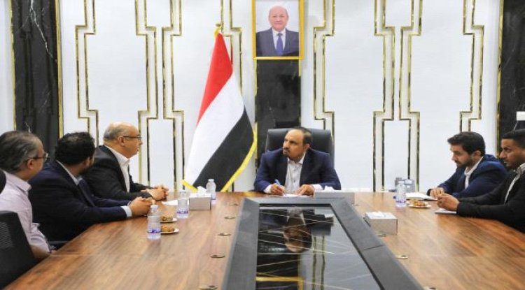 اليونيسكو تبحث مع محافظ حضرموت تدخلاتها في حماية التراث الثقافي ودعم التعليم